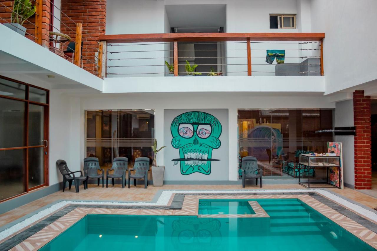Hostel Surf & Party Weligama Exterior foto