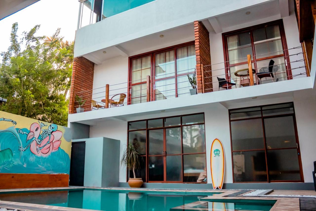 Hostel Surf & Party Weligama Exterior foto