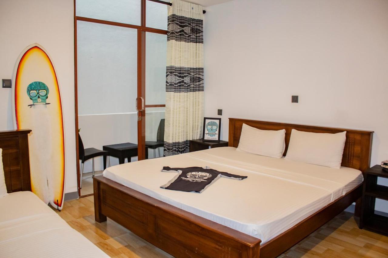 Hostel Surf & Party Weligama Exterior foto