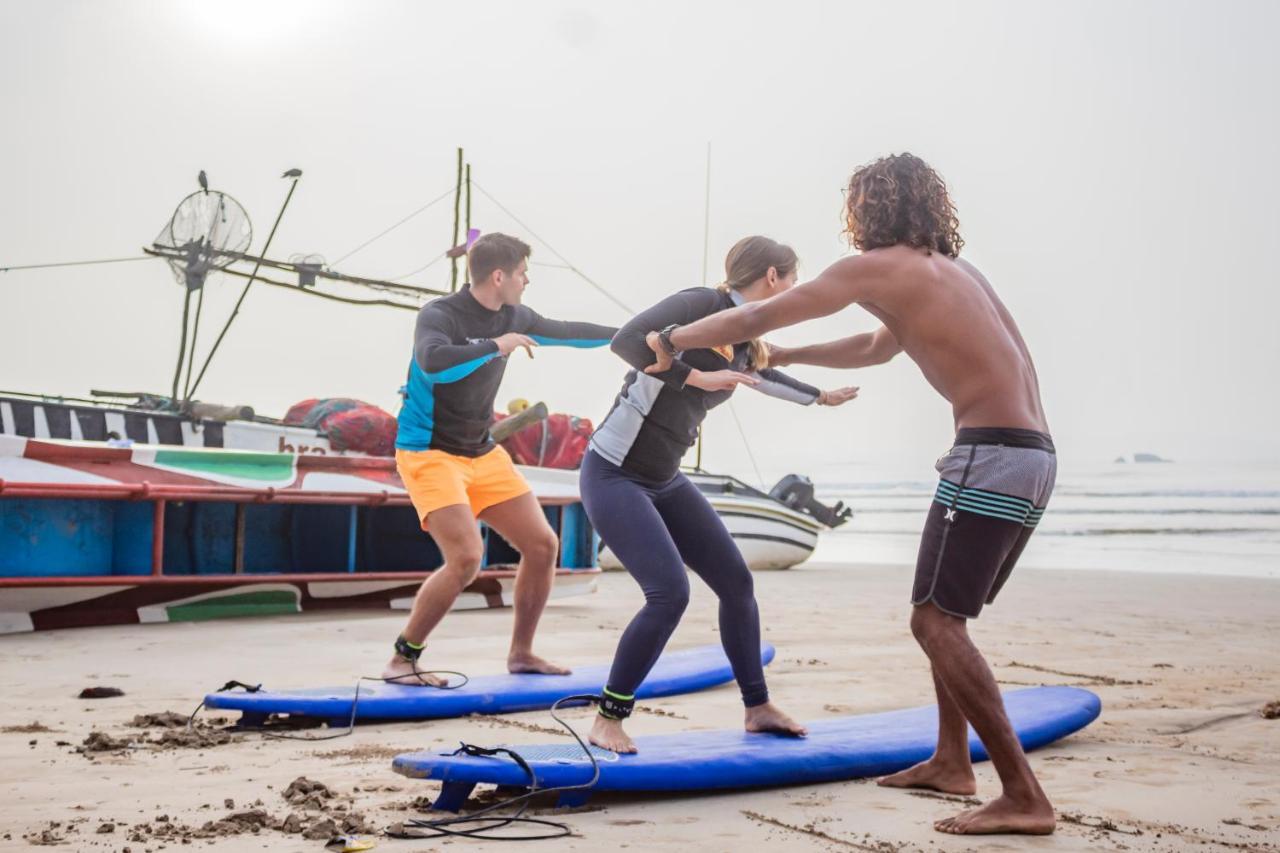 Hostel Surf & Party Weligama Exterior foto